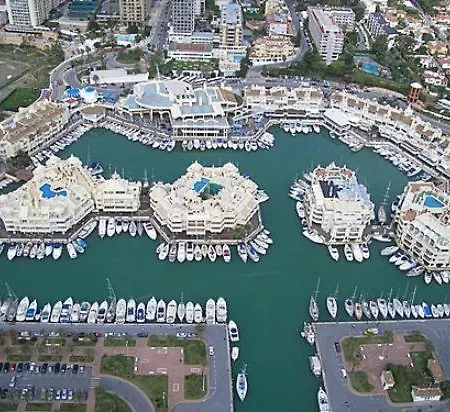 Sweet In Puerto Marina Apartamento